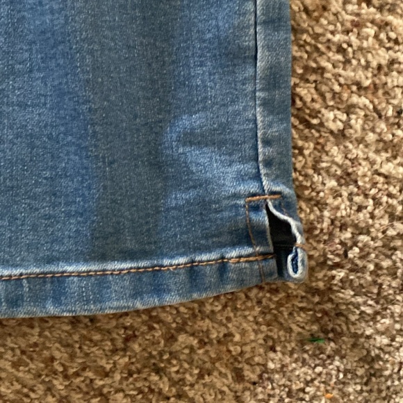 George Jean Capri Jeans Distressed - Picture 2 of 5